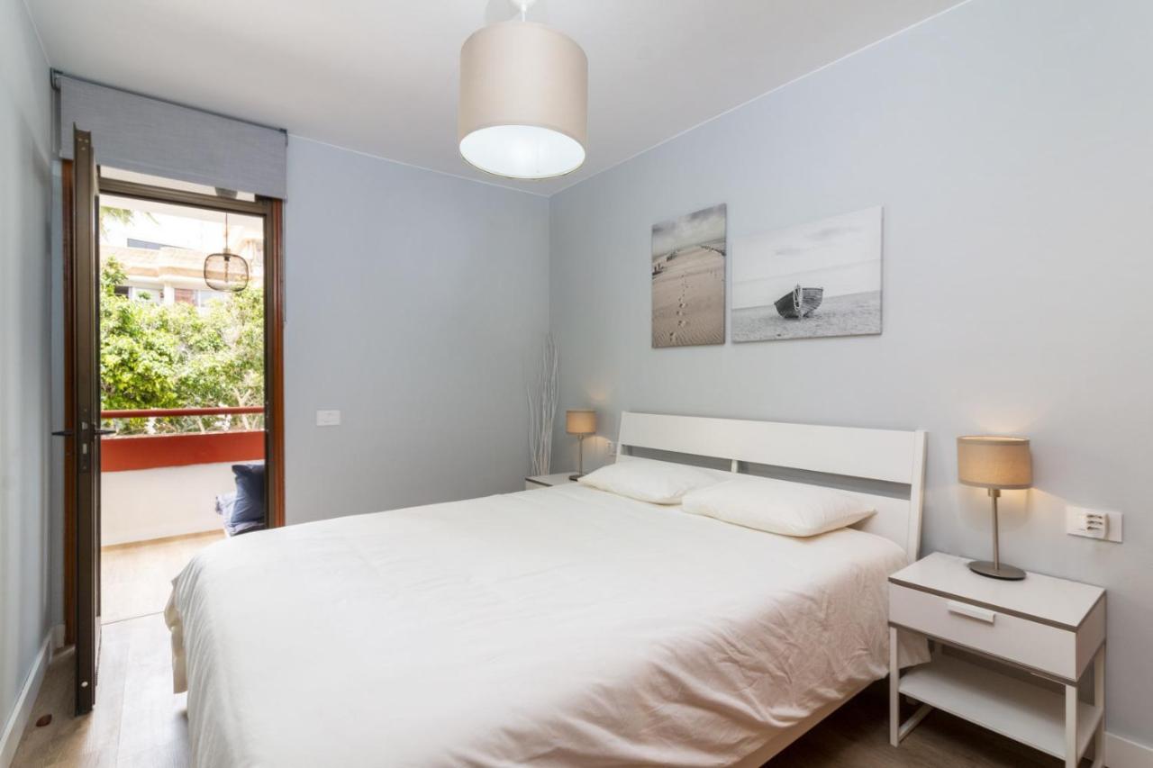 Homeforguest New Modern Apartment With Pool อาโรนา ภายนอก รูปภาพ
